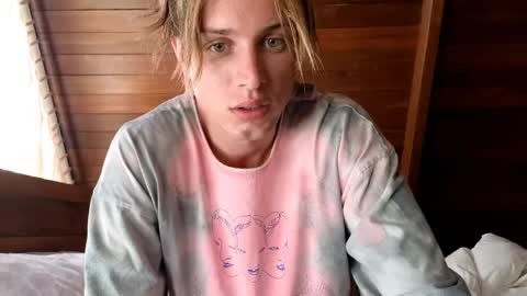 Sasha --  online show from May 7, 2026, 1:33 am