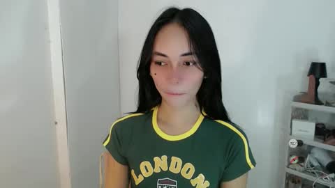 Sashi online show from February 17, 2026, 3:29 pm