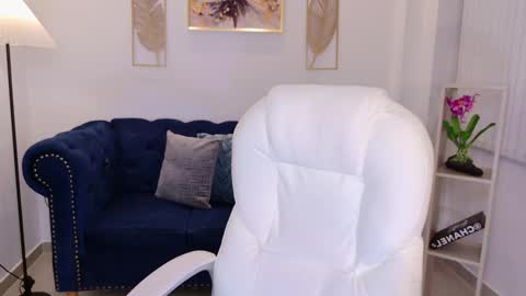 saskia litt online show from March 1, 2026, 3:52 am