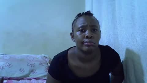 sassy_bella online show from February 18, 2026, 10:28 pm