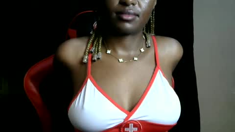 sassy_lyne online show from June 19, 2026, 10:41 am