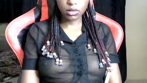 Snapshot of sassy_lyne chatting on July 16, 2026, 6:52 am sassy_lyne online show from July 16, 2026, 6:52 am
