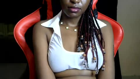 Snapshot of sassy_lyne chatting on July 20, 2026, 11:45 am sassy_lyne online show from July 20, 2026, 11:45 am