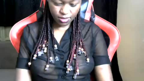 Snapshot of sassy_lyne chatting on July 24, 2026, 8:12 am sassy_lyne online show from July 24, 2026, 8:12 am
