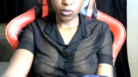 Snapshot of sassy_lyne chatting on July 30, 2026, 3:05 am sassy_lyne online show from July 30, 2026, 3:05 am