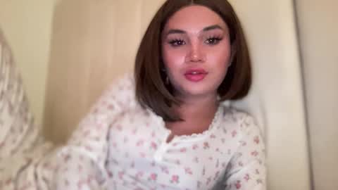 Snapshot of sassybaby1 chatting on May 27, 2026, 4:37 pm Kylie Wilson online show from May 27, 2026, 4:37 pm