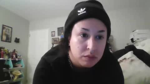 Snapshot of sassypandaxxx chatting on January 17, 2025, 10:45 pm koolkat online show from January 17, 2025, 10:45 pm