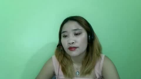 SweetButPsychoo online show from April 18, 2026, 1:37 pm