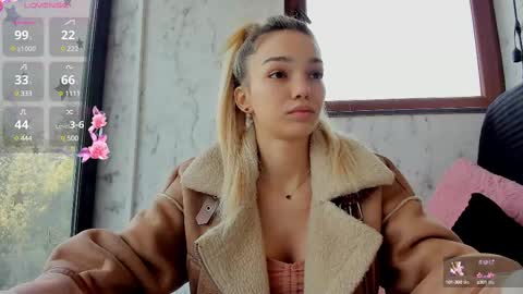 Snapshot of sassyt33n chatting on February 13, 2025, 8:17 am sassyt33n online show from February 13, 2025, 8:17 am