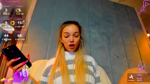 Snapshot of sassyt33n chatting on November 18, 2025, 10:09 am sassyt33n online show from November 18, 2025, 10:09 am