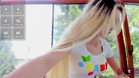 sassyt33n online show from June 25, 2026, 8:19 am