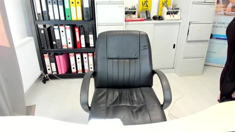 Snapshot of sassytiff chatting on September 23, 2025, 10:29 am sassytiff online show from September 23, 2025, 10:29 am