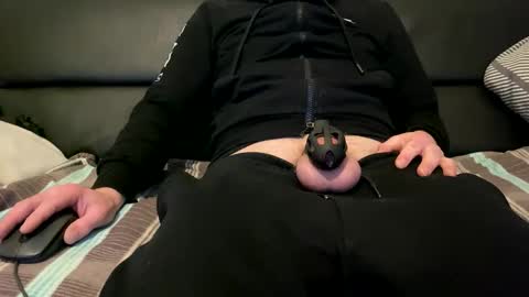 hardluckydick online show from November 11, 2025, 3:50 am