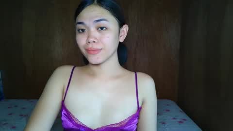 Snapshot of saszzyyumiie chatting on October 18, 2025, 2:36 am saszzyyumiie online show from October 18, 2025, 2:36 am