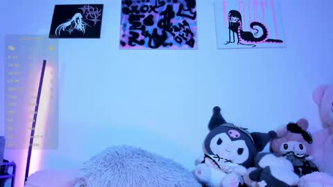    im expecting 300 thumbs up on my altar online show from May 16, 2026, 12:18 am