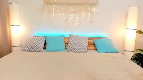 Snapshot of satimilf_ chatting on October 5, 2025, 7:39 am Sati online show from October 5, 2025, 7:39 am