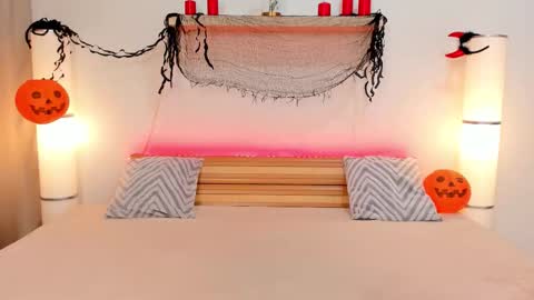 Snapshot of satimilf_ chatting on October 24, 2025, 7:05 am Sati online show from October 24, 2025, 7:05 am