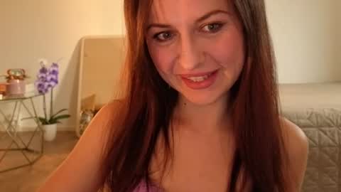 Lori online show from July 5, 2026, 6:15 pm