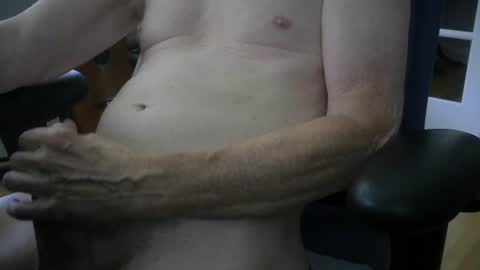 Snapshot of satisfucktion_4f chatting on July 8, 2026, 6:23 pm Nippleteaser online show from July 8, 2026, 6:23 pm