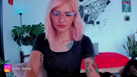 Snapshot of satomimori chatting on November 18, 2025, 7:29 pm im Jessi Independet Model online show from November 18, 2025, 7:29 pm