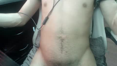 saturno_97 online show from July 13, 2026, 4:37 am