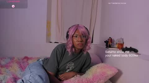 saturno_vibes online show from January 13, 2025, 2:42 pm