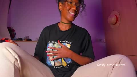 saturno_vibes online show from October 14, 2025, 7:42 am