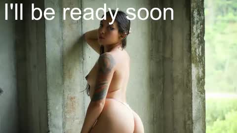 Snapshot of saucy_zaren chatting on March 4, 2025, 8:38 pm Zaren online show from March 4, 2025, 8:38 pm