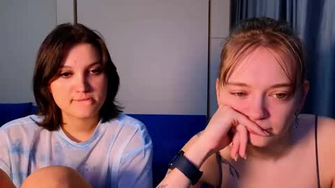 Snapshot of sav_anna chatting on September 15, 2025, 5:57 pm LUNA and ANNA online show from September 15, 2025, 5:57 pm