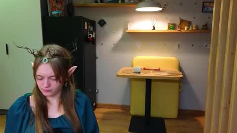 Snapshot of sav_anna chatting on October 31, 2025, 2:51 pm LUNA and ANNA online show from October 31, 2025, 2:51 pm