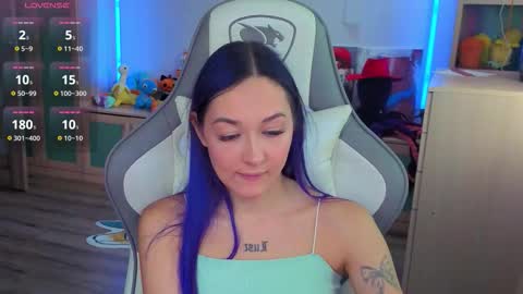 Ariel online show from October 23, 2025, 3:28 am