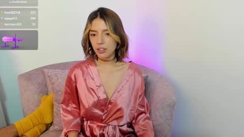 Snapshot of savagesweethearts chatting on December 9, 2024, 9:05 pm savagesweethearts online show from December 9, 2024, 9:05 pm