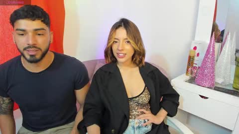 Snapshot of savagesweethearts chatting on December 18, 2024, 4:06 pm savagesweethearts online show from December 18, 2024, 4:06 pm