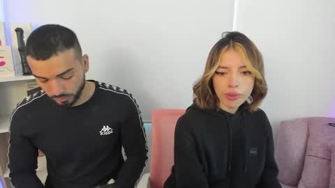 Snapshot of savagesweethearts chatting on January 20, 2025, 3:18 pm savagesweethearts online show from January 20, 2025, 3:18 pm