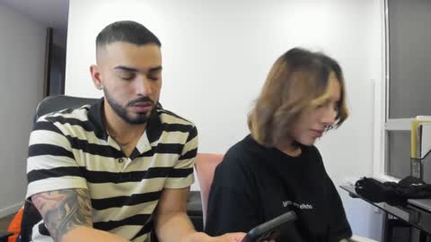 Snapshot of savagesweethearts chatting on January 27, 2025, 1:48 am savagesweethearts online show from January 27, 2025, 1:48 am