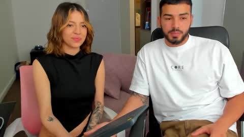 Snapshot of savagesweethearts chatting on March 8, 2025, 7:09 pm savagesweethearts online show from March 8, 2025, 7:09 pm