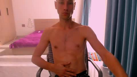 Snapshot of savak_hottie chatting on May 20, 2026, 12:39 am Savak Laakem online show from May 20, 2026, 12:39 am