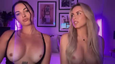 Savvy Savanna online show from November 15, 2025, 1:58 am