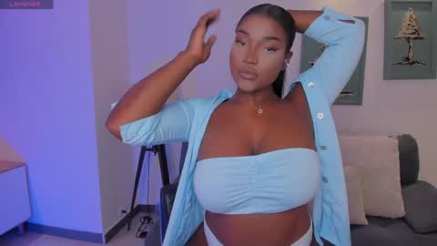 Snapshot of savannahstorm_ chatting on May 7, 2026, 8:25 pm S a v a n n a h online show from May 7, 2026, 8:25 pm