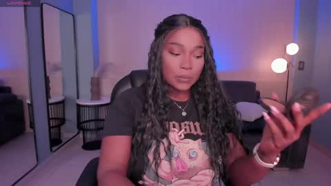 Snapshot of savannahstorm_ chatting on May 9, 2026, 11:37 am S a v a n n a h online show from May 9, 2026, 11:37 am