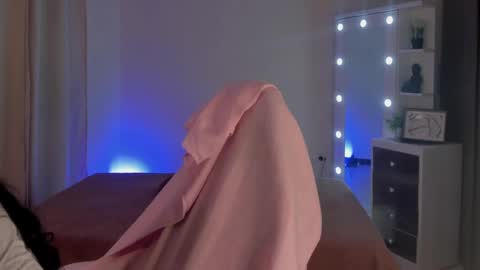 Snapshot of savannahwildee chatting on February 25, 2025, 12:03 pm Savannahwildee online show from February 25, 2025, 12:03 pm