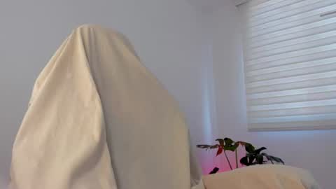 Savannahwildee online show from June 27, 2026, 1:28 pm