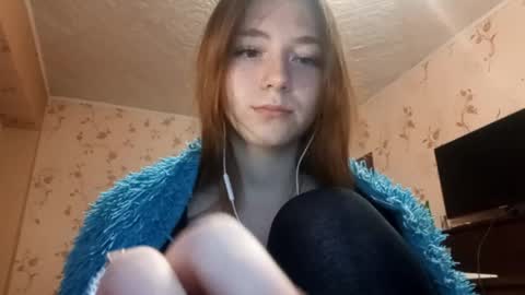 Sophie online show from September 11, 2025, 3:23 pm