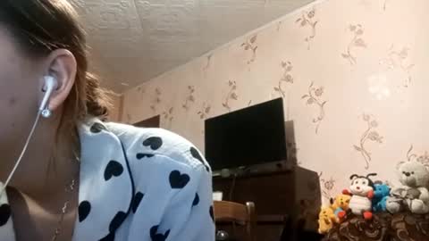 Sophie online show from September 20, 2025, 1:12 pm