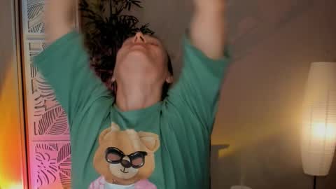 save the qween online show from February 15, 2026, 7:51 am