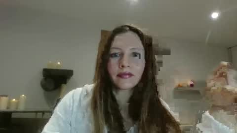 savionna online show from March 25, 2026, 2:06 am