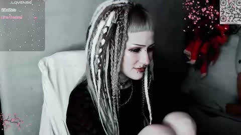 Snapshot of say_mary chatting on November 29, 2025, 1:36 pm pronoun she. name Mary. age 21. online show from November 29, 2025, 1:36 pm