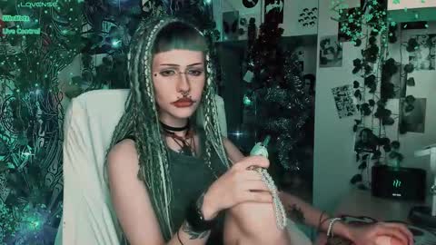pronoun she. name Mary. age 21. online show from January 12, 2026, 9:31 pm