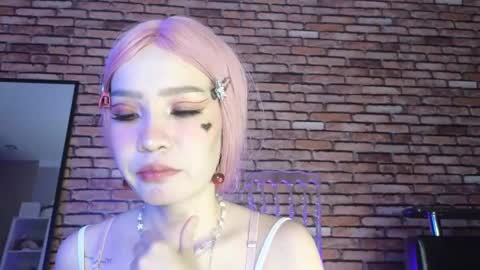 Snapshot of saya_lin chatting on October 31, 2025, 9:16 pm Saya online show from October 31, 2025, 9:16 pm