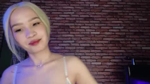 Snapshot of saya_lin chatting on November 14, 2025, 10:29 pm Saya online show from November 14, 2025, 10:29 pm